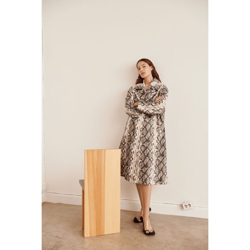 STAND STUDIO Tasia Faux fur Python Print Coat FR36